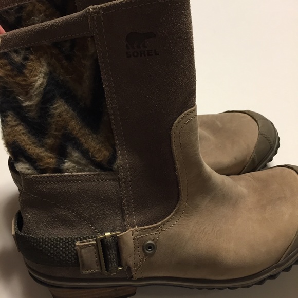 sorel women's suede boots